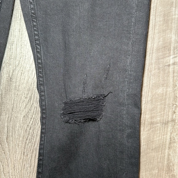 Vigoss Ace Straight Leg Distressed Jeans - 26 - Picture 5 of 9